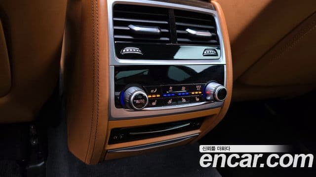 BMW 7 Series 2021 — Photo 3/20