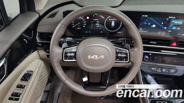 Kia Carnival 2024 — Photo 18/20