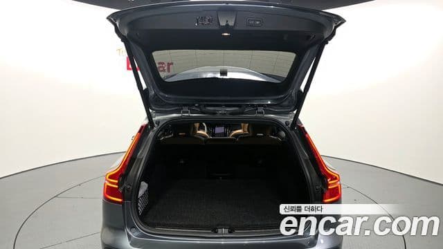 Volvo V60 Cross Country 2020 — ფოტო 20/20