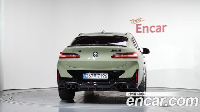 BMW X4 2023 — ფოტო 4/20