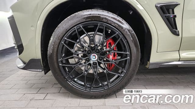 BMW X4 2023 — ფოტო 5/20