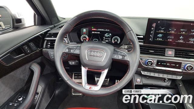 Audi A4 2023 — Şəkil 13/20