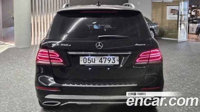 Mercedes-Benz GLE-Class 2018 — Şəkil 4/20