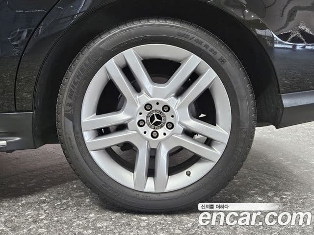 Mercedes-Benz GLE-Class 2018 — Şəkil 1/20
