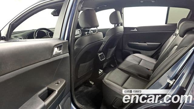 Kia Sportage The Bold 2020 — Фото 12/20