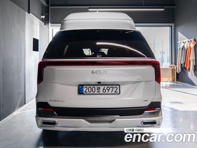 Kia Carnival 2024 — Şəkil 3/20
