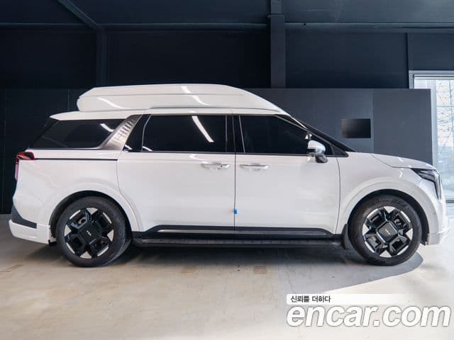 Kia Carnival 2024 — Şəkil 4/20