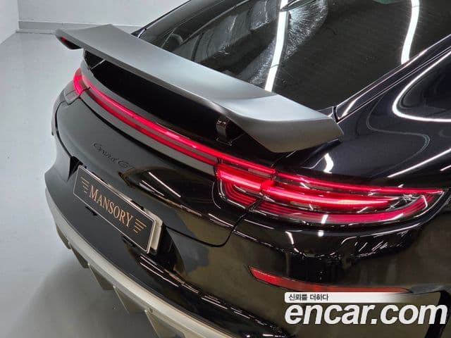 Porsche Panamera 2018 — ფოტო 20/20