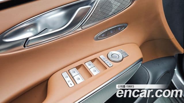 Genesis GV70 2022 — ფოტო 12/20
