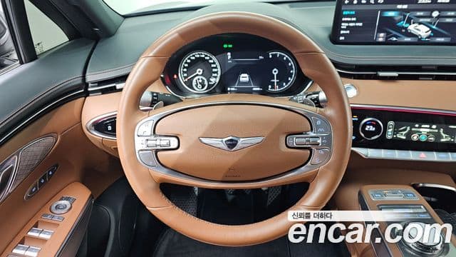 Genesis GV70 2022 — ფოტო 14/20
