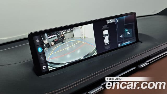 Genesis GV70 2022 — ფოტო 16/20