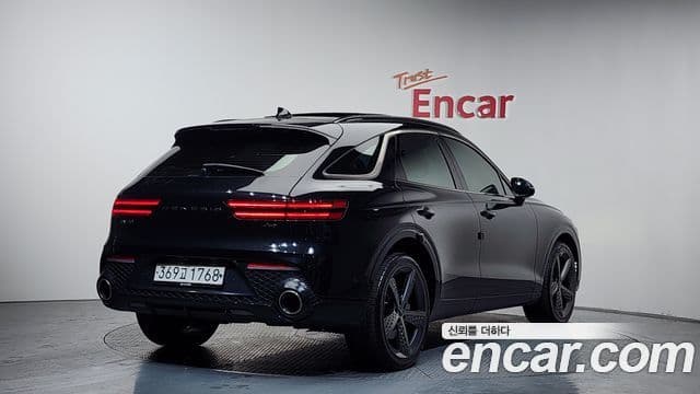 Genesis GV70 2021 — ფოტო 2/20