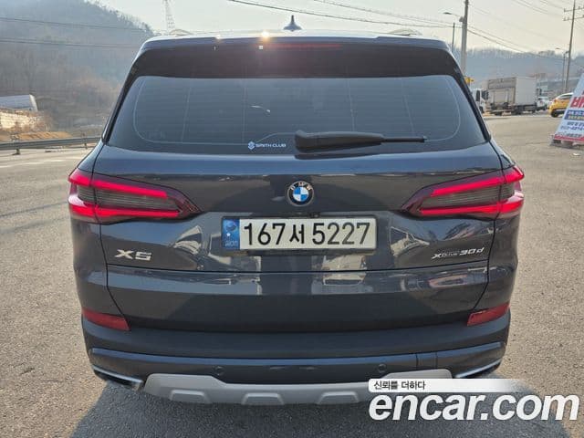 BMW X5 2022 — ფოტო 5/20