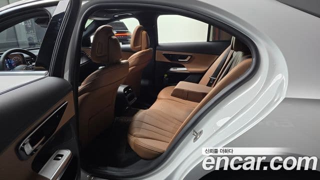 Mercedes-Benz E-Class 2025 — Şəkil 11/20