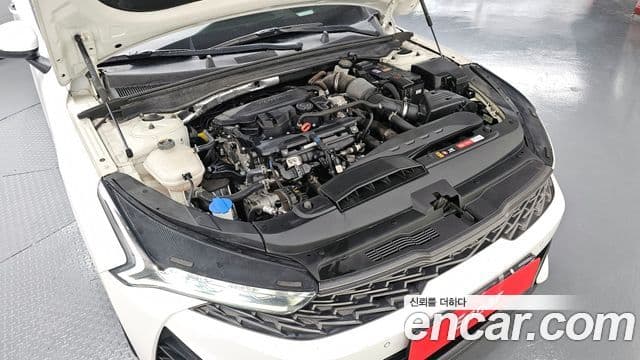 Kia K5 2021 — ფოტო 6/20