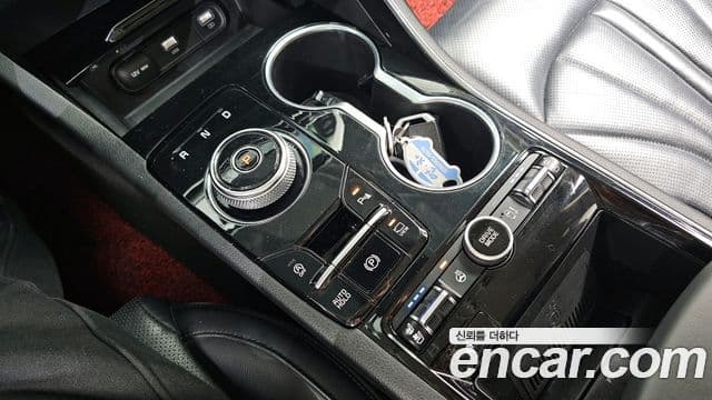 Kia K5 2021 — ფოტო 9/20