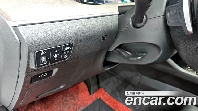 Kia K5 2021 — ფოტო 15/20
