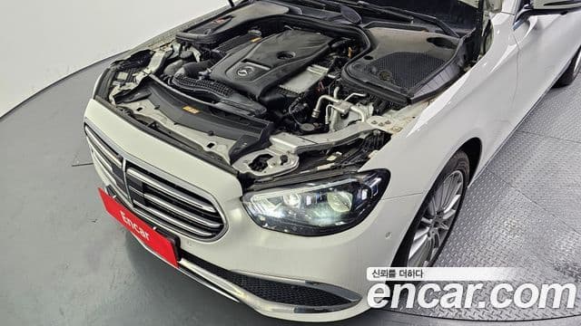 Mercedes-Benz E-Class 2022 — Şəkil 6/20