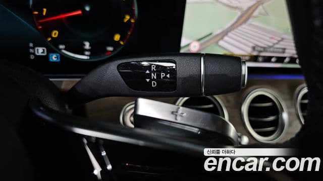 Mercedes-Benz E-Class 2022 — Şəkil 9/20