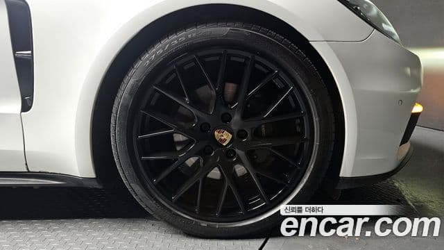 Porsche Panamera 2020 — Şəkil 4/20