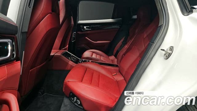 Porsche Panamera 2020 — Şəkil 12/20