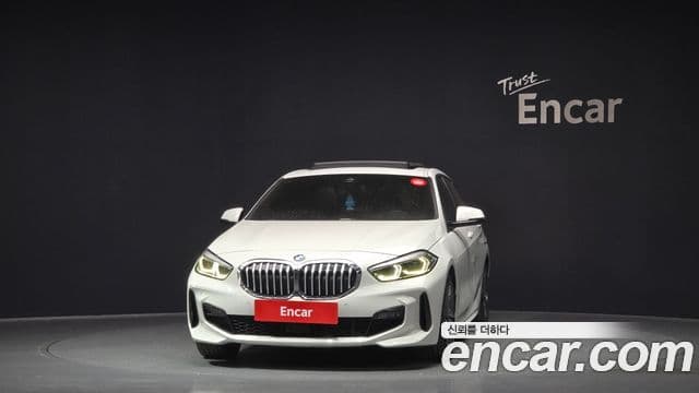 BMW 1 Series 2021 — Photo 7/20