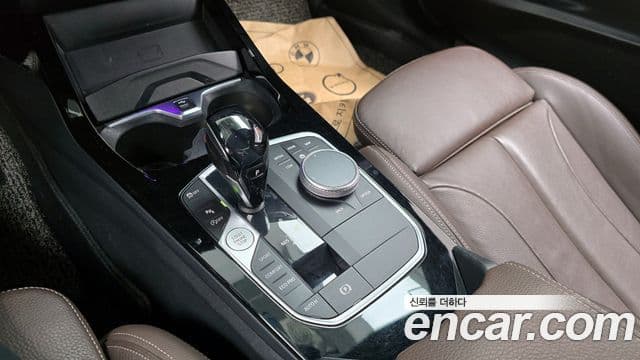BMW 1 Series 2021 — Photo 11/20