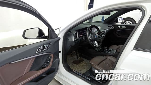BMW 1 Series 2021 — Photo 6/20