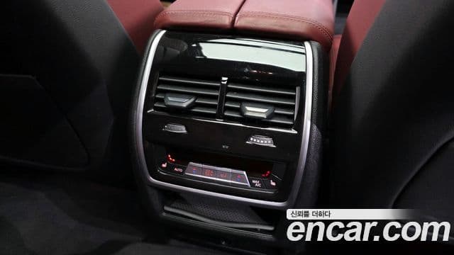 BMW X6 2021 — ფოტო 18/20