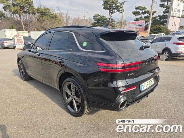 Genesis GV70 2022 — ფოტო 9/20
