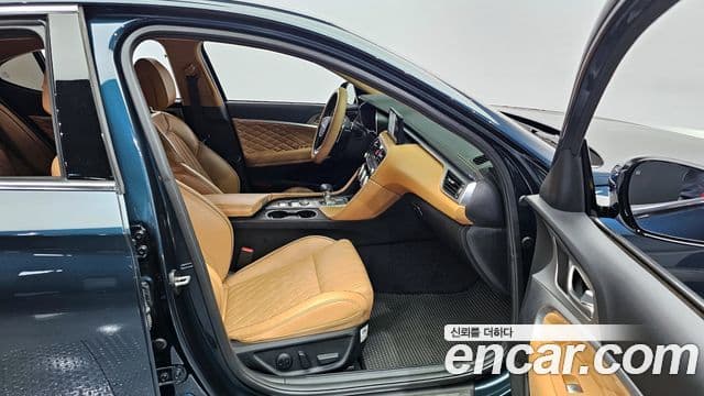 Genesis G70 2021 — ფოტო 11/20