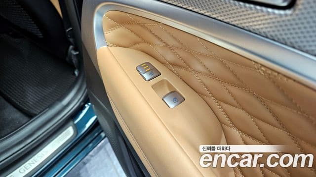 Genesis G70 2021 — ფოტო 19/20