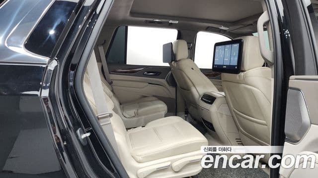 Cadillac Escalade 2021 — ფოტო 12/20