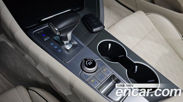 Genesis G70 2018 — Şəkil 9/20