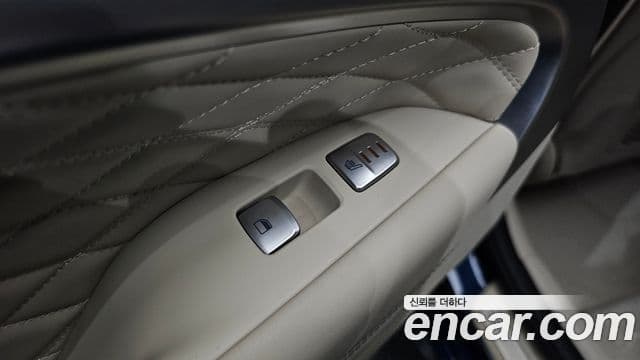Genesis G70 2018 — Şəkil 17/20