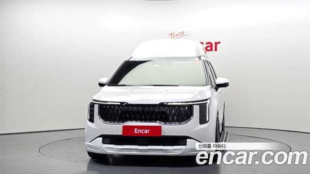Kia Carnival 2024 — ფოტო 2/20