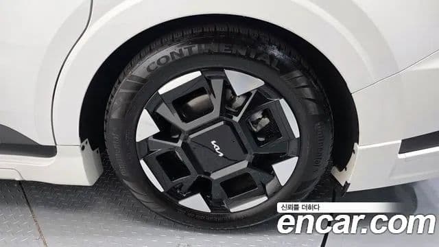 Kia Carnival 2024 — ფოტო 4/20