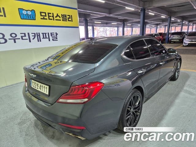 Genesis G70 2018 — ფოტო 4/20