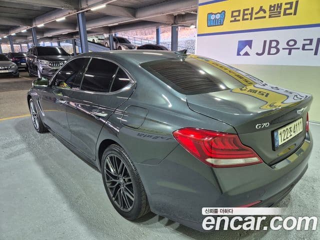 Genesis G70 2018 — ფოტო 3/20