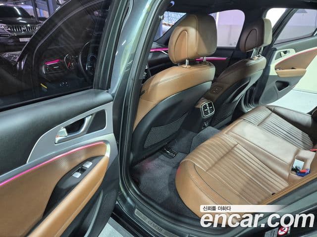 Genesis G70 2018 — ფოტო 19/20