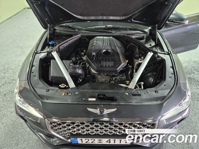Genesis G70 2018 — ფოტო 18/20