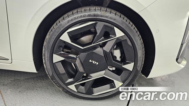 Kia K8 2025 — ფოტო 5/20