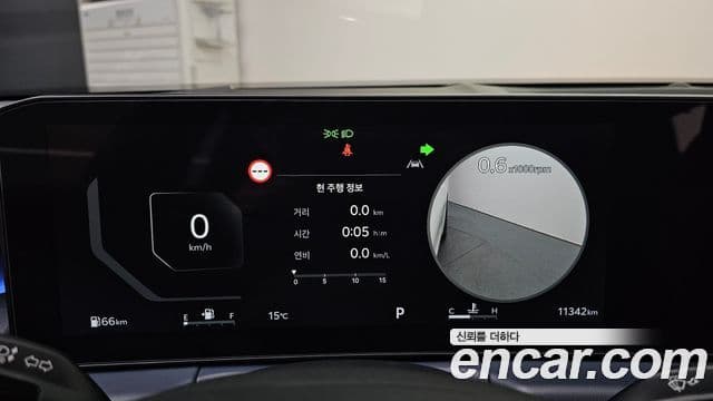 Kia K8 2025 — ფოტო 8/20