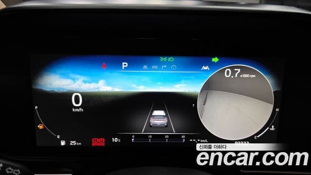 Kia Carnival 2022 — ფოტო 8/20