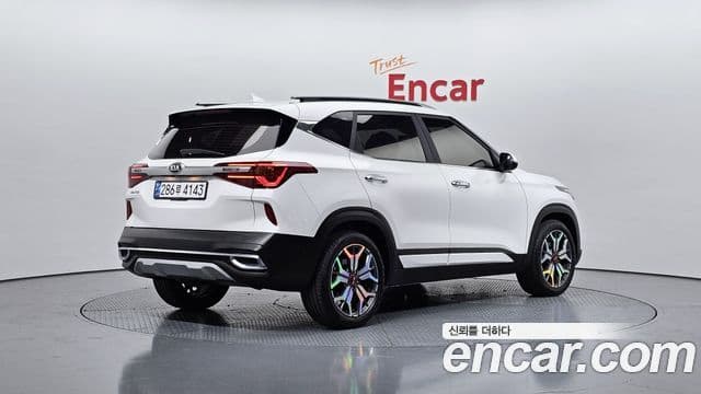 Kia Seltos 2021 — Photo 14/20