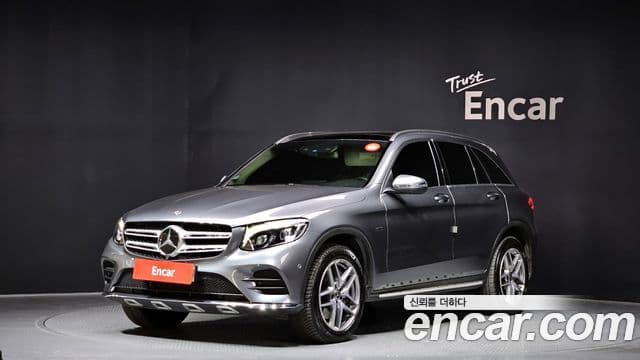 Mercedes-Benz GLC-Class 2018 — Photo 3/20