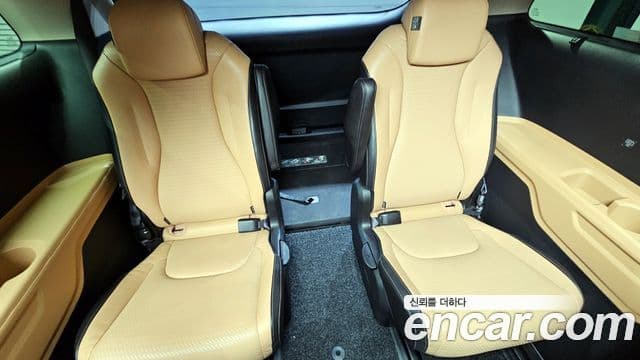 Kia Carnival 2022 — Şəkil 12/20