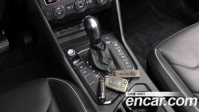 Volkswagen Tiguan 2020 — Şəkil 7/20