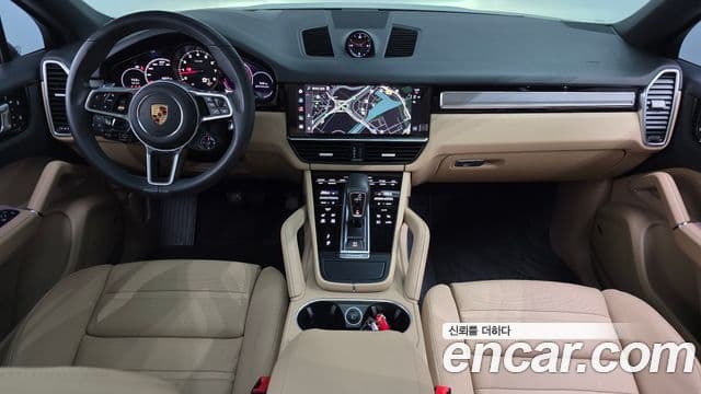Porsche Cayenne 2023 — Фото 10/20