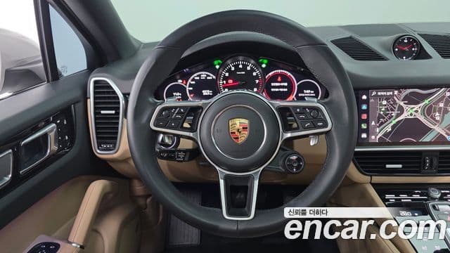 Porsche Cayenne 2023 — Фото 13/20